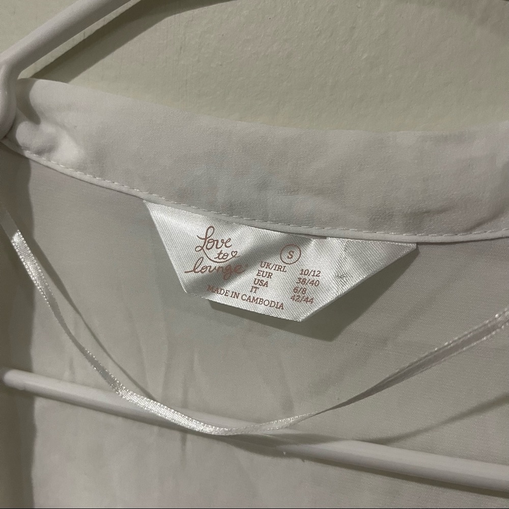 NWOT Satin Bride Robe - Picture 3 of 4